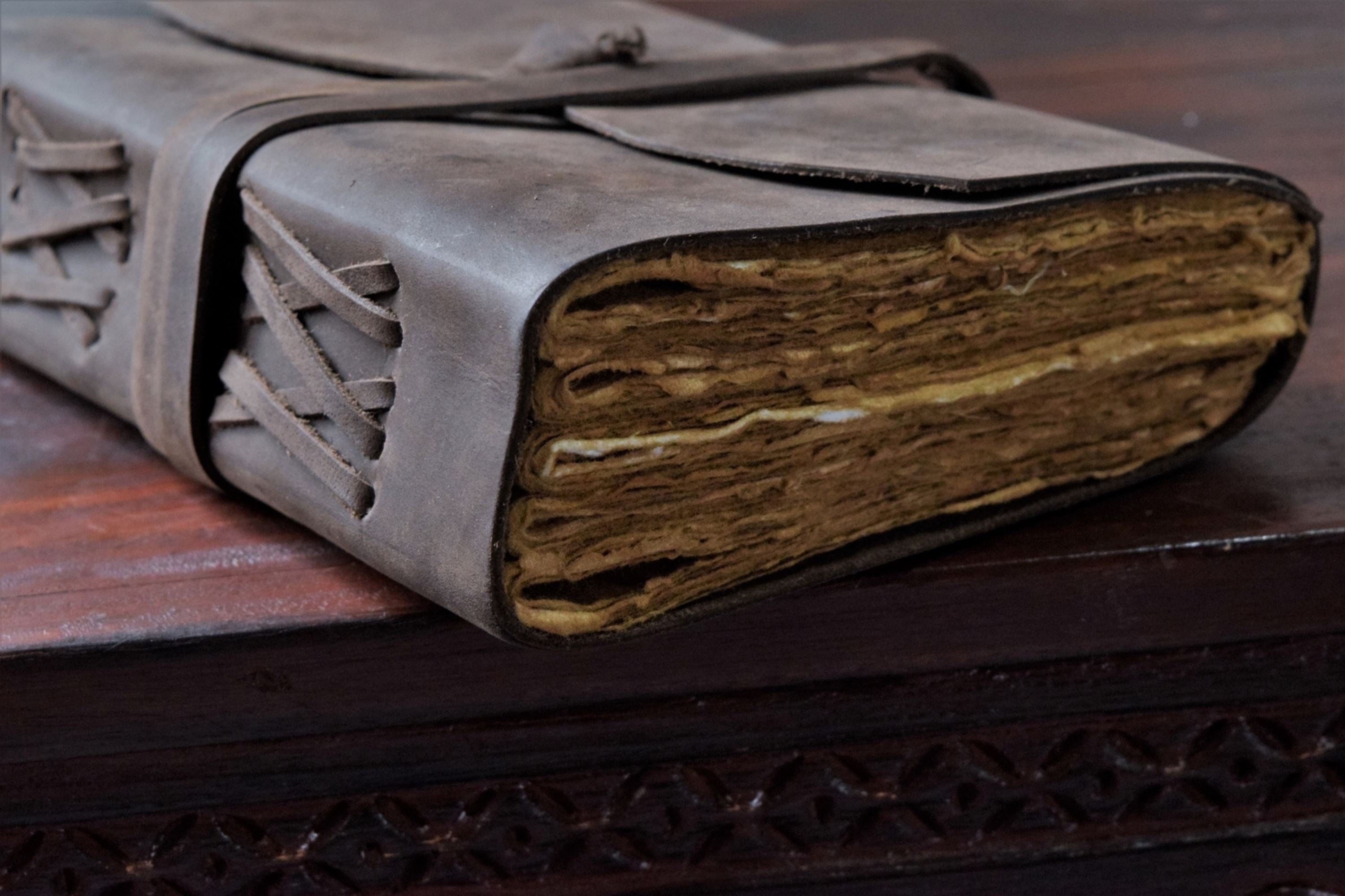 Gift for traveler - plain buff leather journal