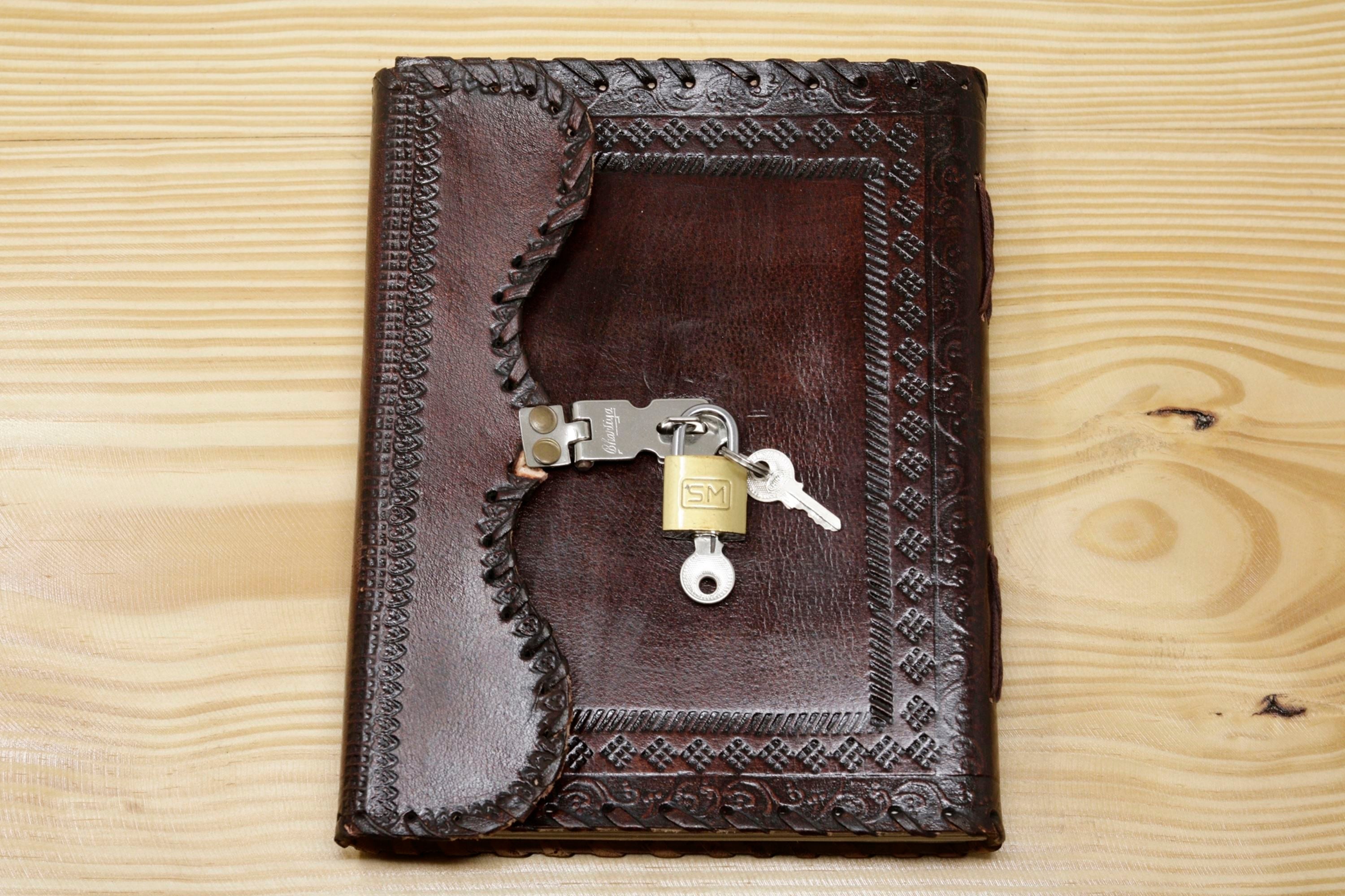 Handmade Vintage Leather Journal - Butterfly Flap Key Lock